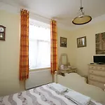 Grant Lux Bed and Breakfast 3*