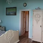 Bed and Breakfast Grant Lux 3*