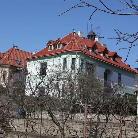 Bed & Breakfast Grant Lux