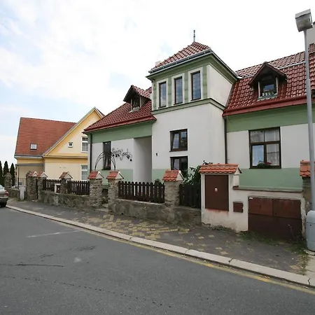 Grant Lux Znojmo