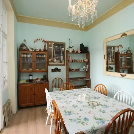 Grant Lux Bed & Breakfast