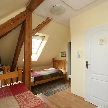 Grant Lux 3* Znojmo