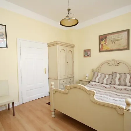 Bed & Breakfast Grant Lux Znojmo