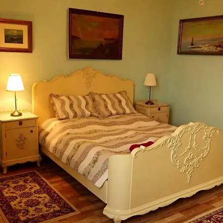 Grant Lux 3* Znojmo