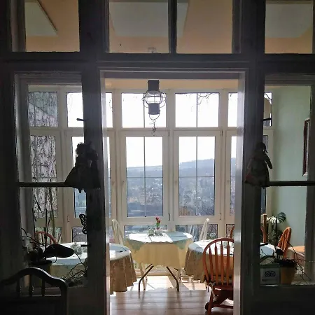 Grant Lux 3* Znojmo